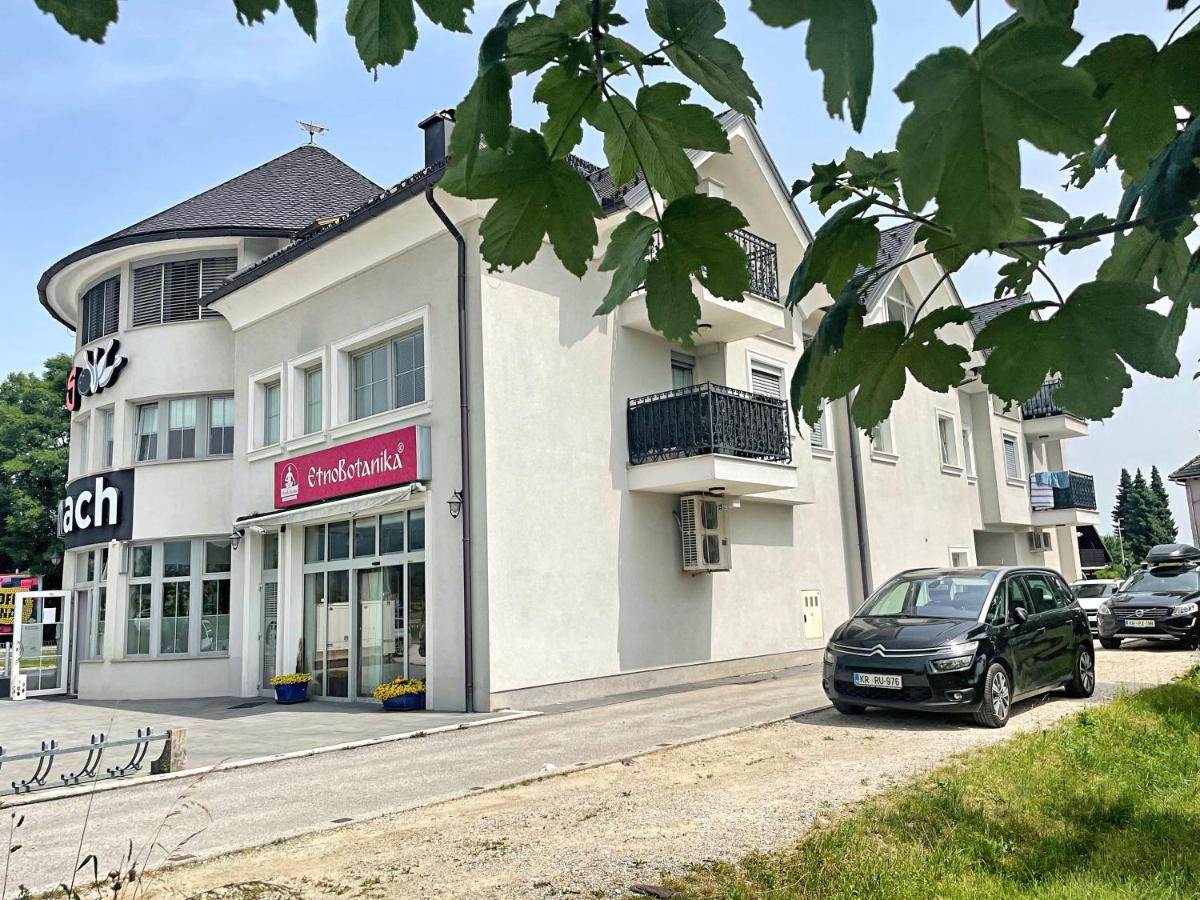 Vila Urbana Luxury Apartments Lesce  Exterior photo