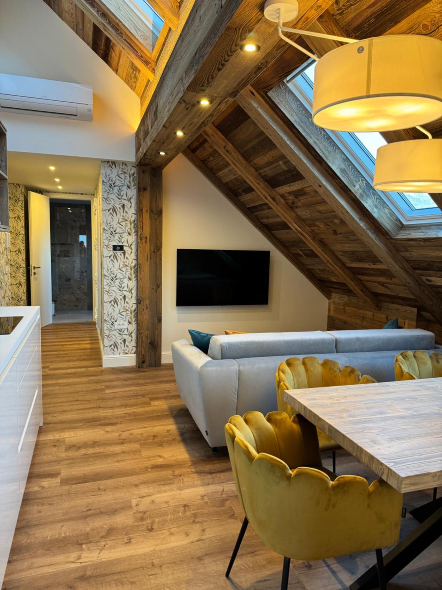 Vila Urbana Luxury Apartments Lesce  Exterior photo